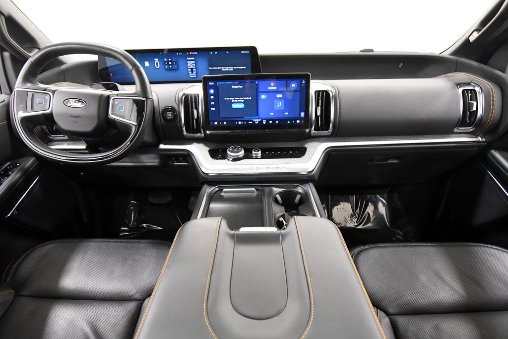 Used 2025 Ford Expedition SUV