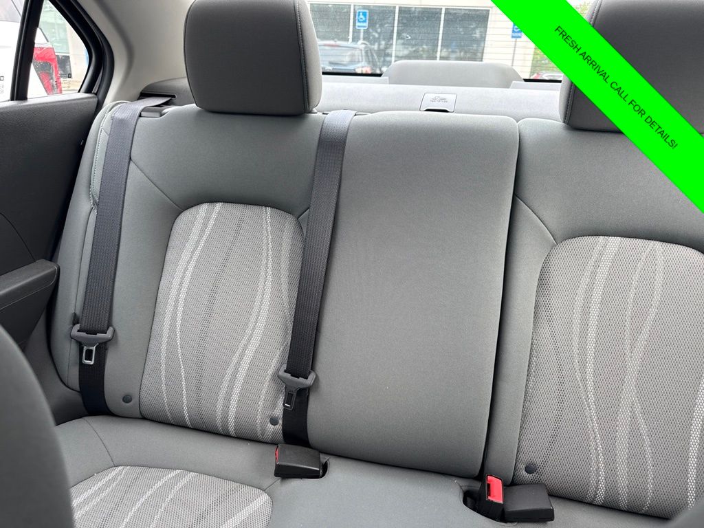 Used 2013 Silver Chevrolet LT image 27