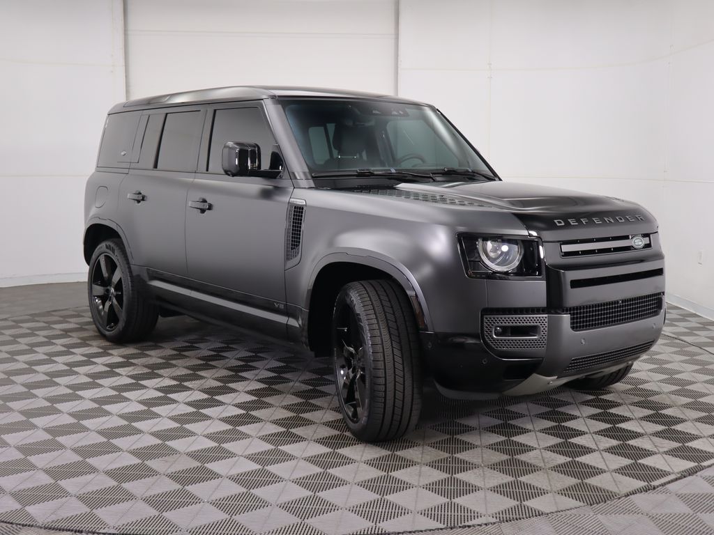 Thumbnail: 2023 Land Rover Defender - 3