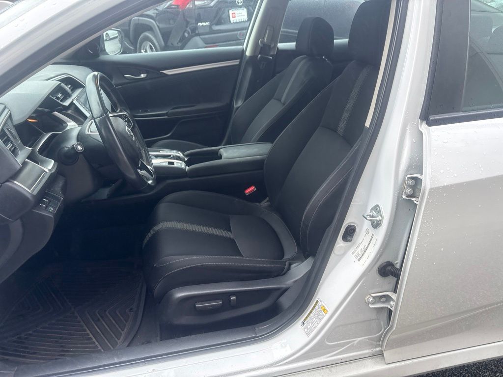 Used 2021 White Honda  image 11