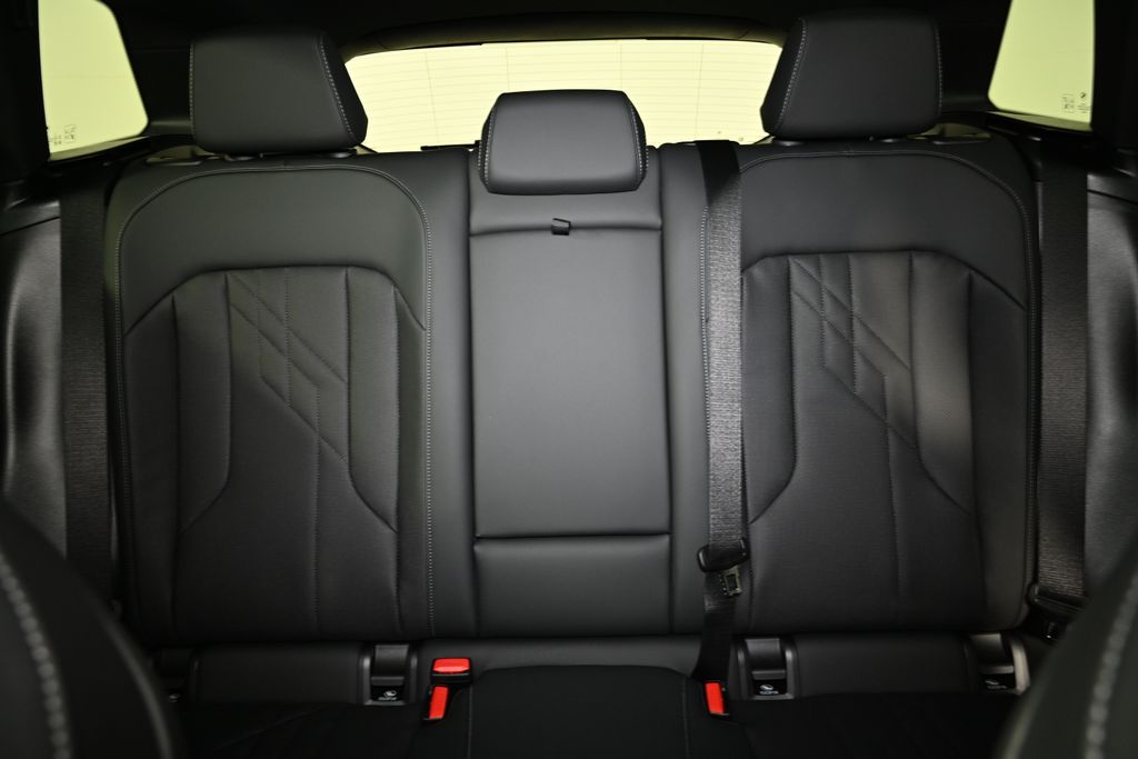 Thumbnail: 2026 BMW X3 - 25