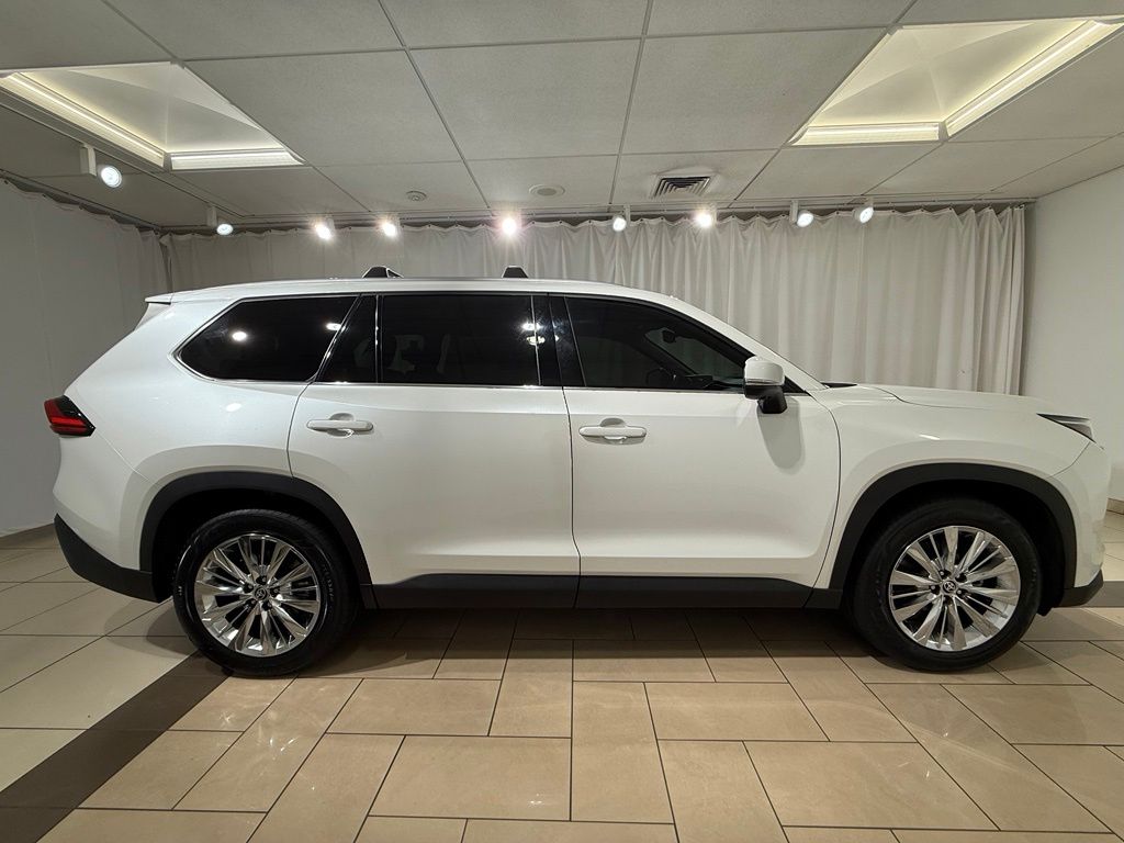 Thumbnail: 2024 Toyota Grand Highlander - 6