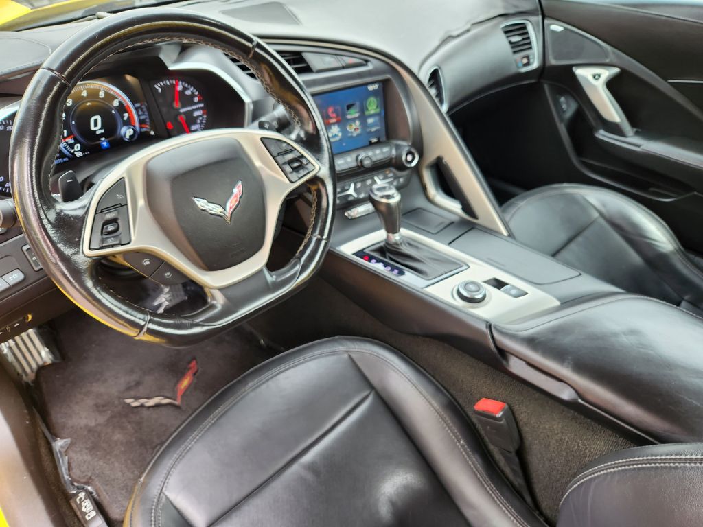 2017 Chevrolet Corvette 3LT - Photo 16