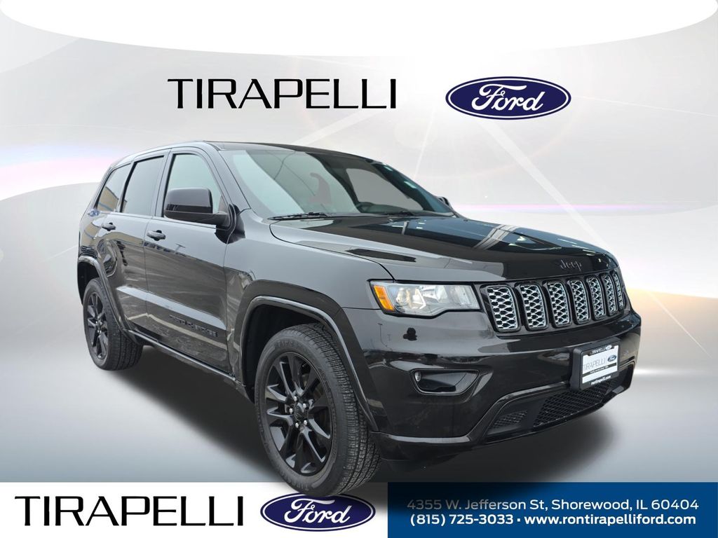 Certified Used 2018 Black Jeep Altitude image 6
