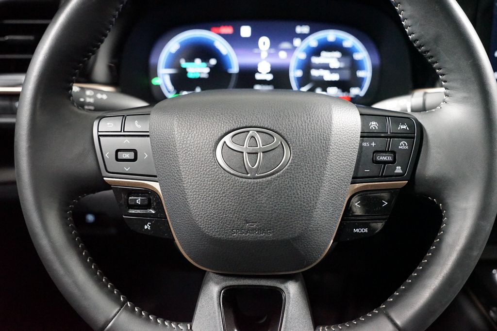 Thumbnail: 2025 Toyota Crown - 12