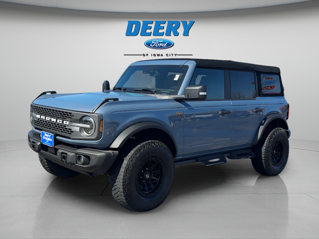 Blue (Azure Gray Metallic Tri-Coat) 2023 Ford Bronco Badlands Advanced 4-Door 4WD SUV / Crossover Four-Wheel Drive 10-Speed Automatic