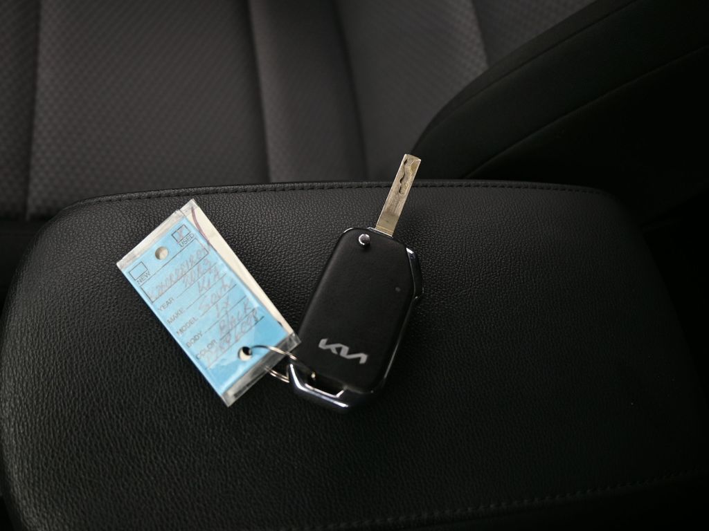 Used 2023 Fusion Black Kia LX image 18