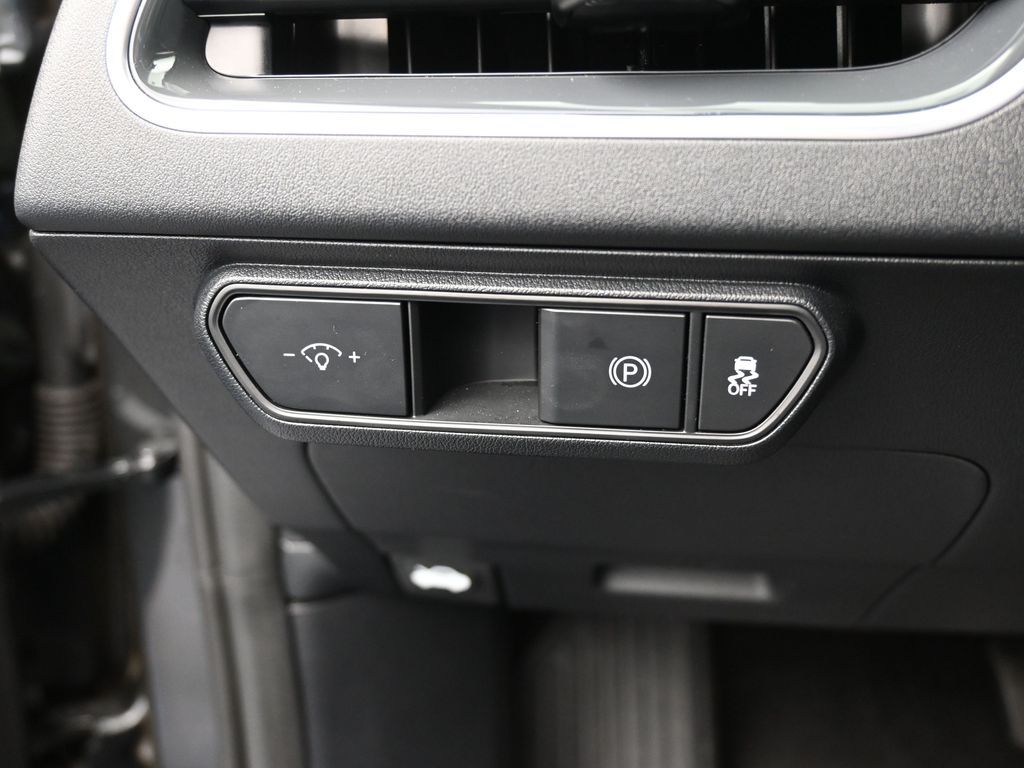 Used 2025 Interstellar Gray Kia EX image 32