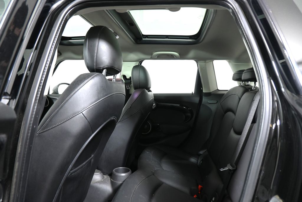 Thumbnail: 2015 MINI Cooper - 6
