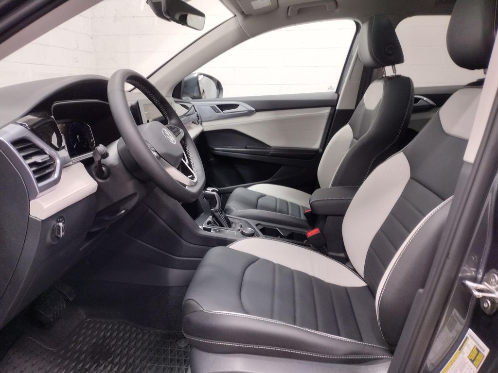 2025 Volkswagen Taos 1.5T SEL