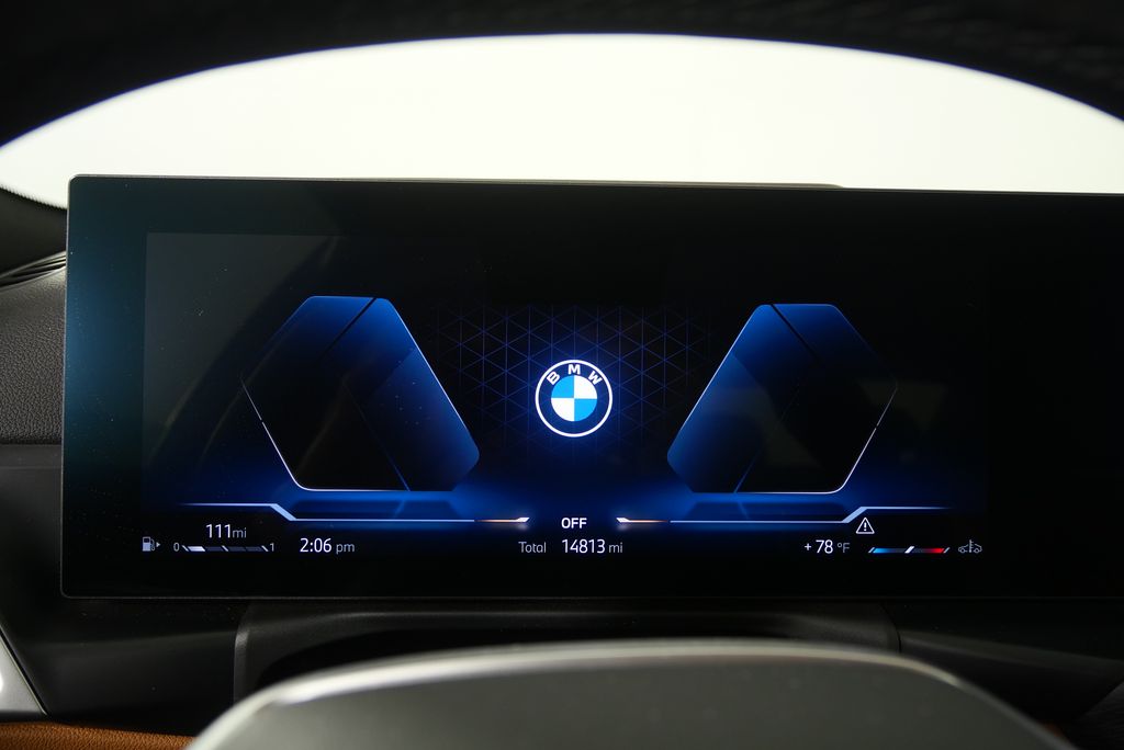 Thumbnail: 2025 BMW 3 Series - 23