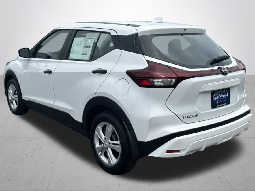 2025 Nissan Kicks Play S