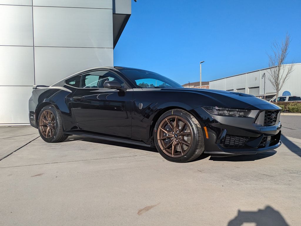 2026 Ford Mustang Dark Horse
