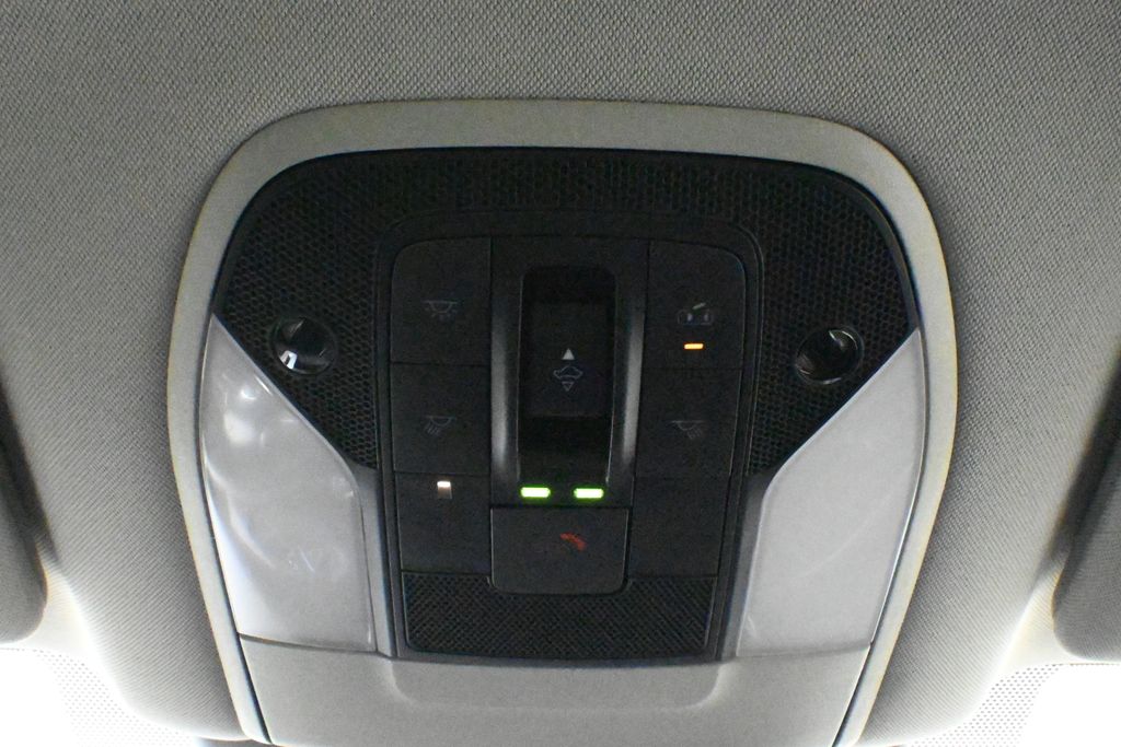 Thumbnail: 2025 INFINITI QX50 - 18