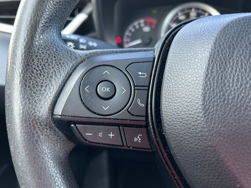 Thumbnail: 2021 Toyota Corolla - 18