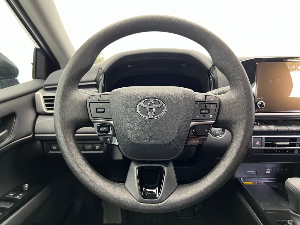 Thumbnail: 2025 Toyota Camry - 16