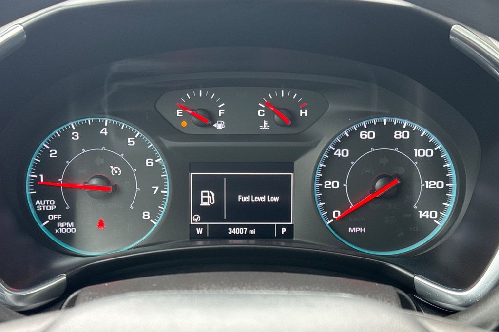 used 2024 Chevrolet Equinox car, priced at $22,917