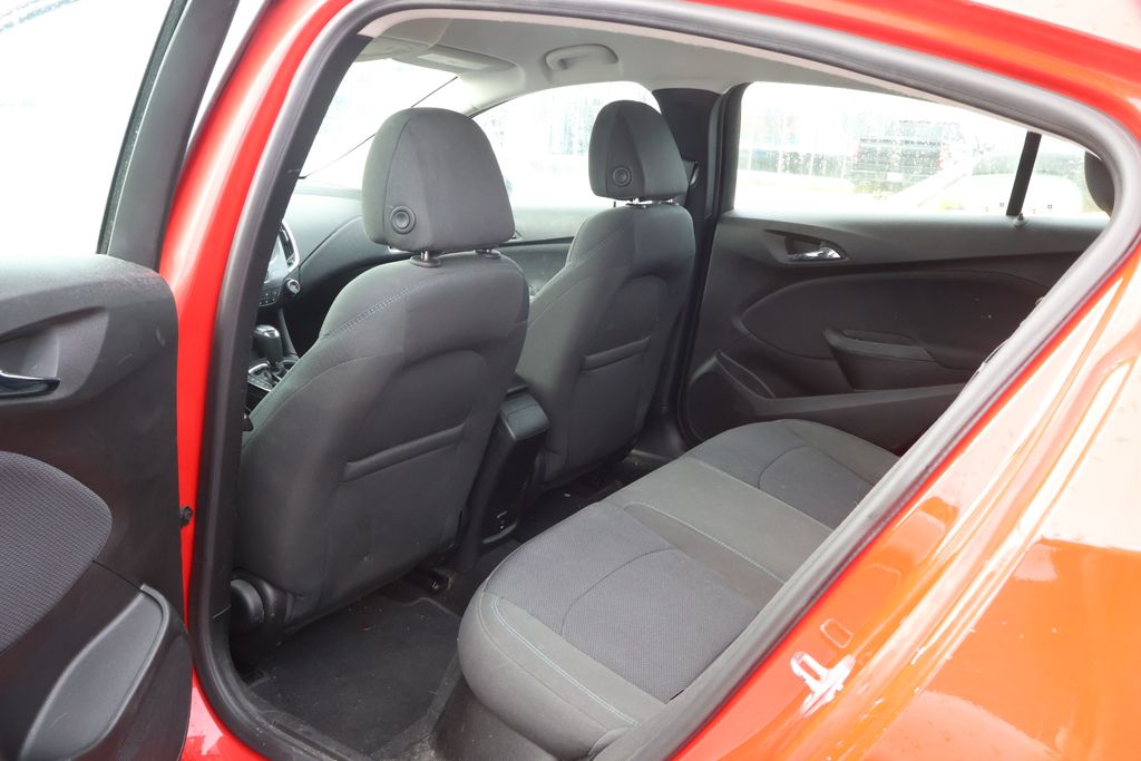 Thumbnail: 2017 Chevrolet Cruze - 29