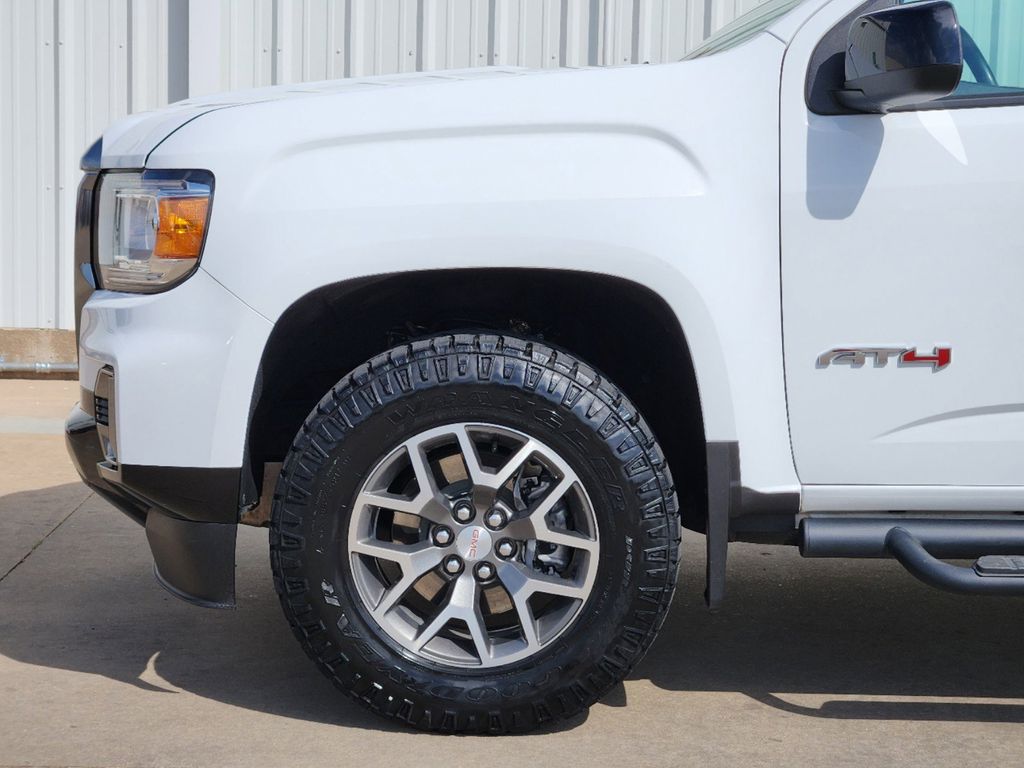 2022 GMC Canyon AT4 w/Cloth 9