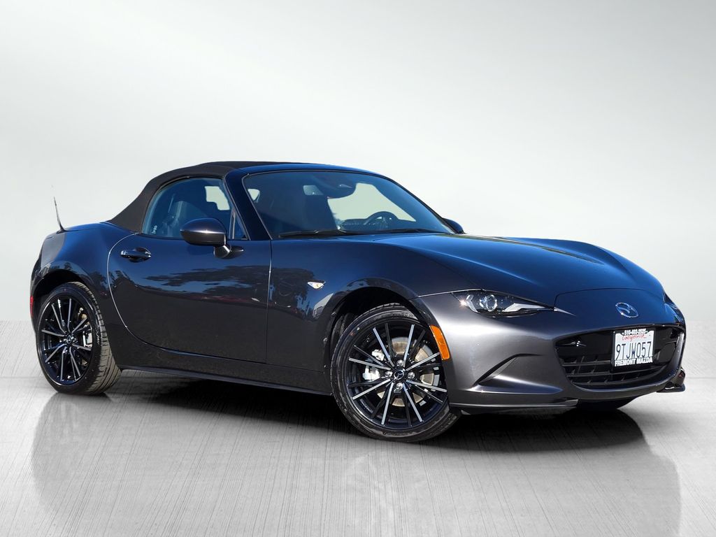 Machine Gray Metallic 2025 Mazda MX-5 Miata Convertible Rear-Wheel Drive 6-Speed Automatic
