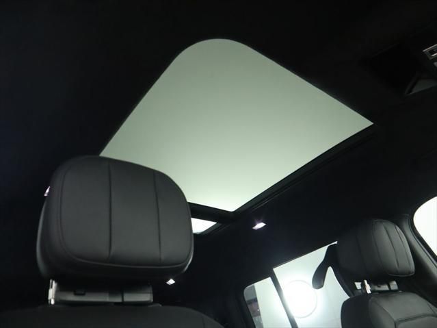 Thumbnail: 2026 Land Rover Defender - 19