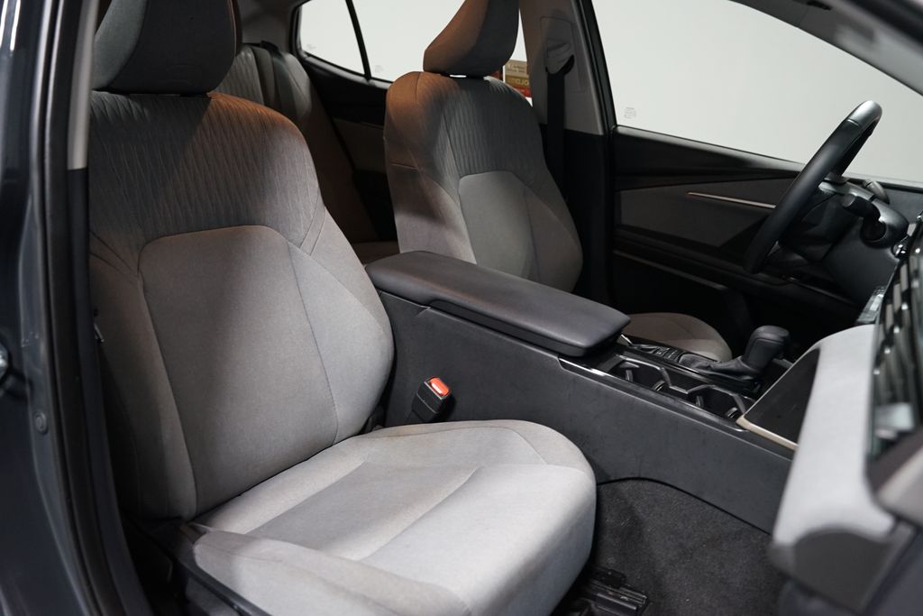 Thumbnail: 2025 Toyota Camry - 28