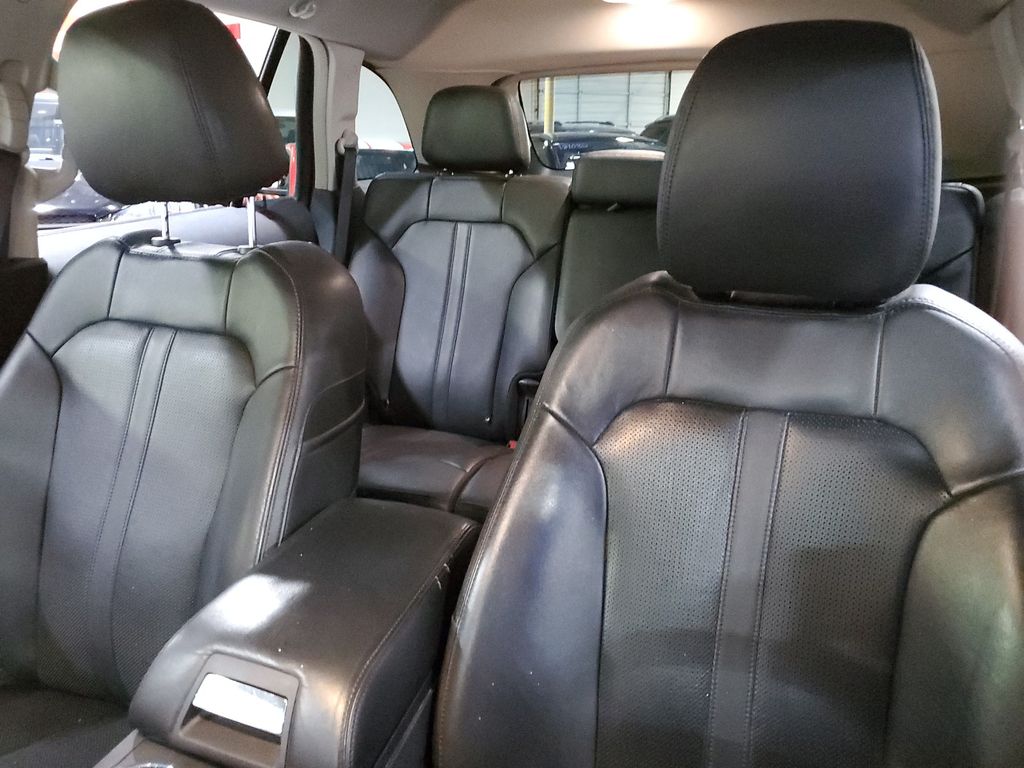 2015 Lincoln MKX Base 33