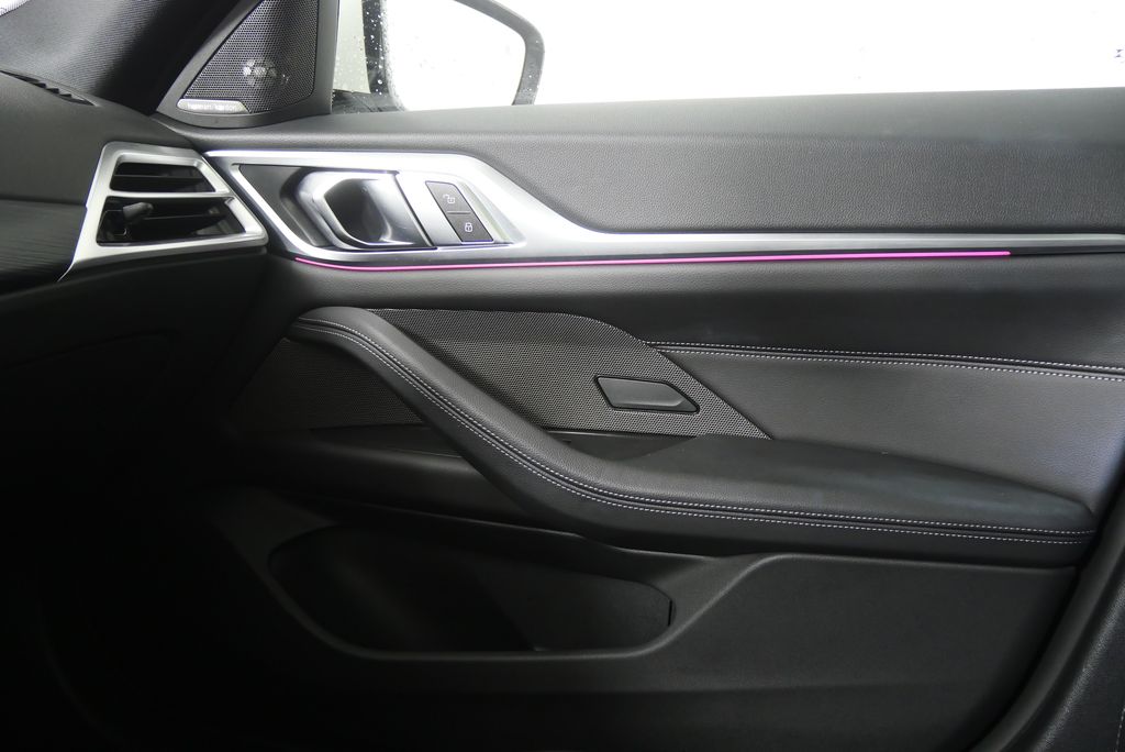 Thumbnail: 2025 BMW 4 Series - 31