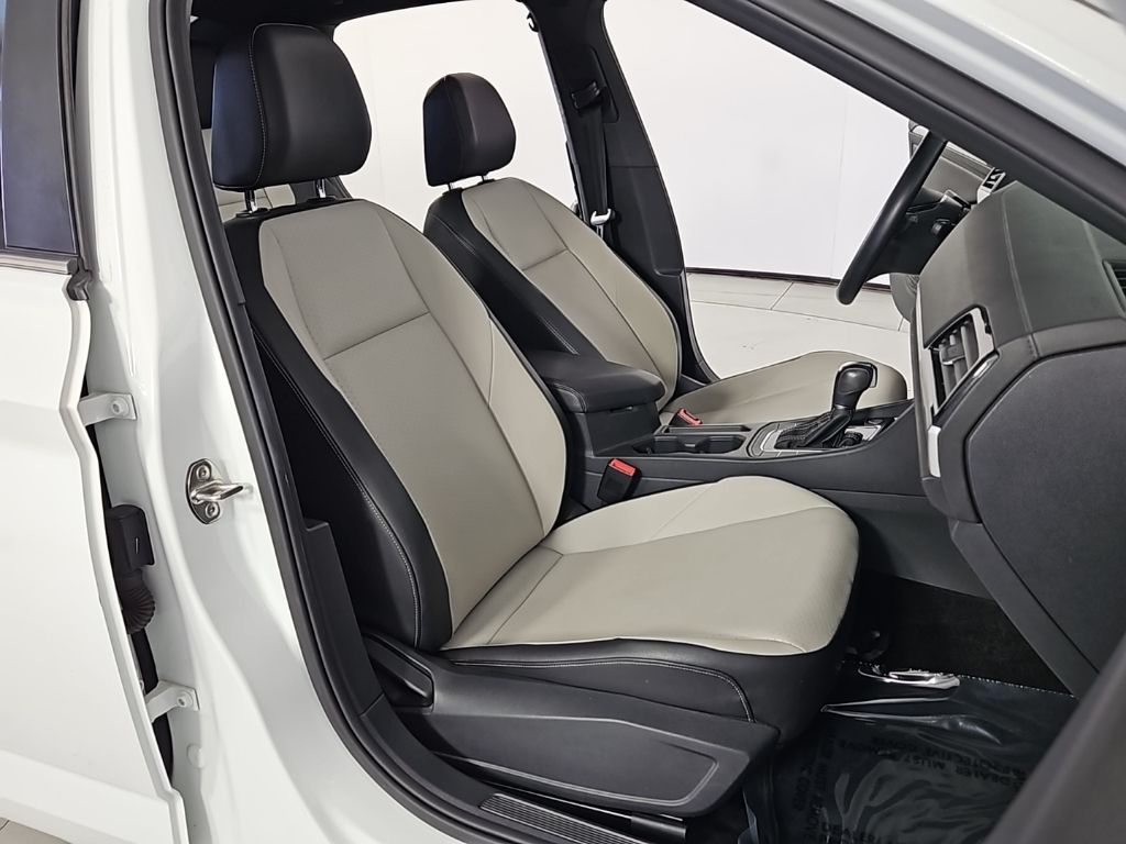 Thumbnail: 2019 Volkswagen Jetta - 19