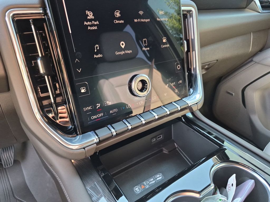 New 2026 White GMC Elevation image 26