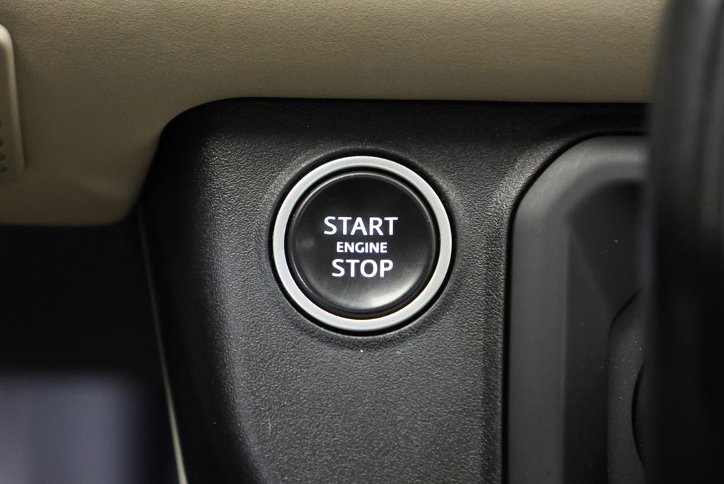 Thumbnail: 2021 Land Rover Defender - 21