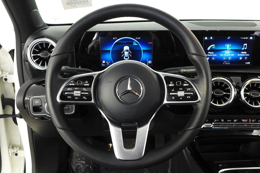 Thumbnail: 2022 Mercedes-Benz A-Class - 27