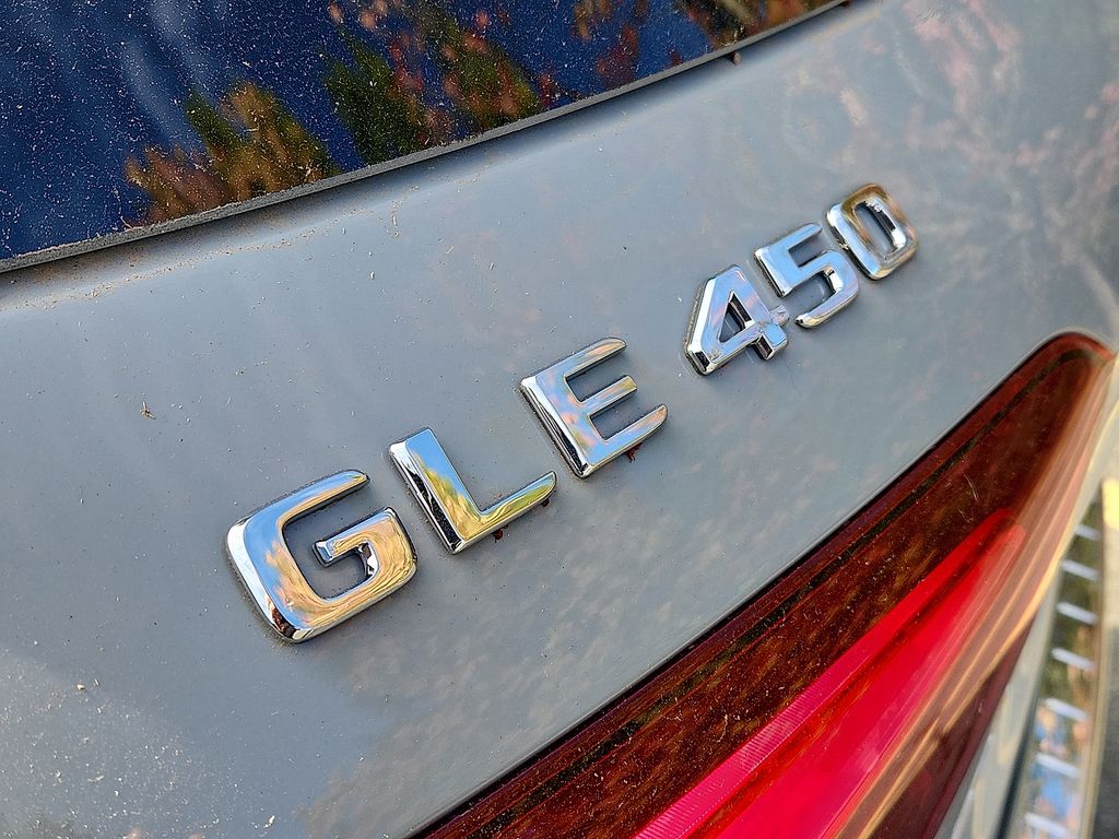 Thumbnail: 2026 Mercedes-Benz GLE - 19