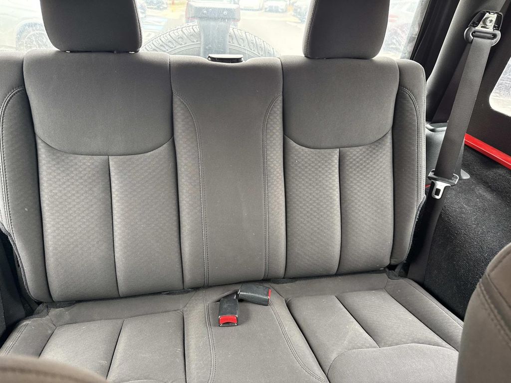 Thumbnail: 2016 Jeep Wrangler - 25