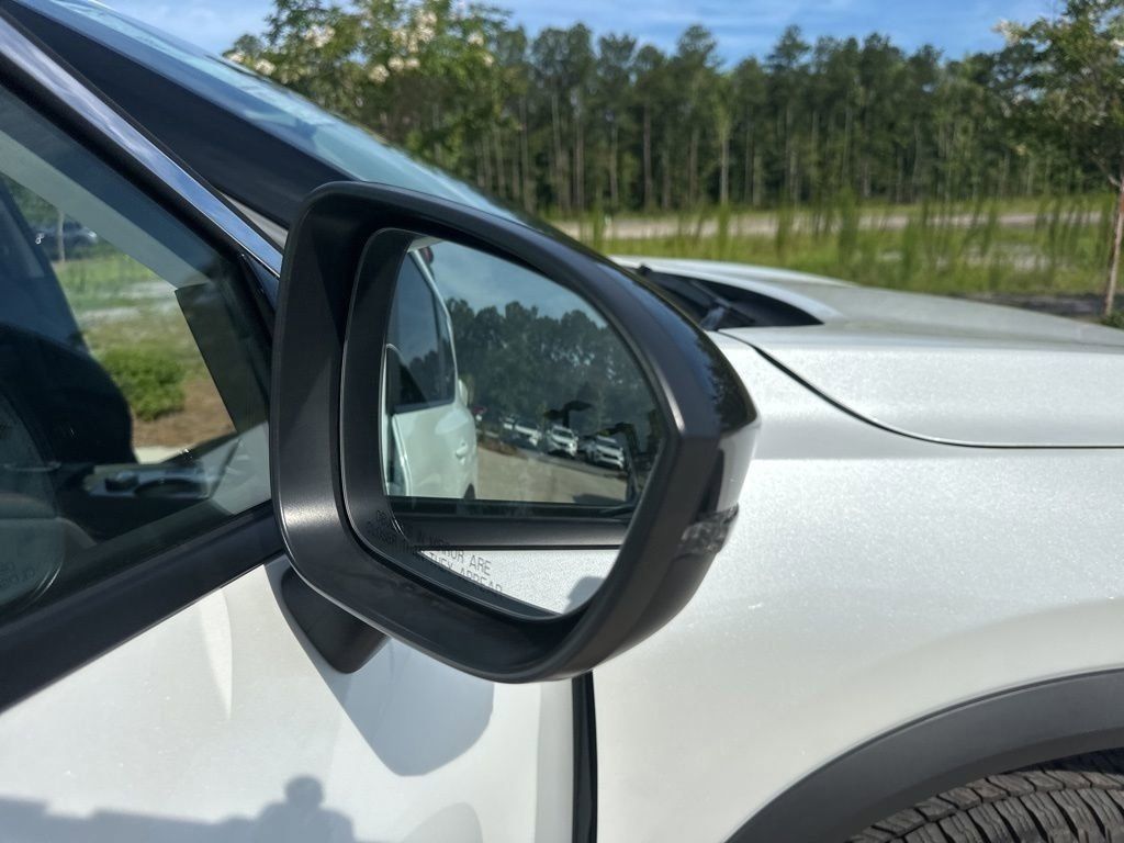2025 Everest White Pearl Nissan Rogue Rock Creek AWD SUV