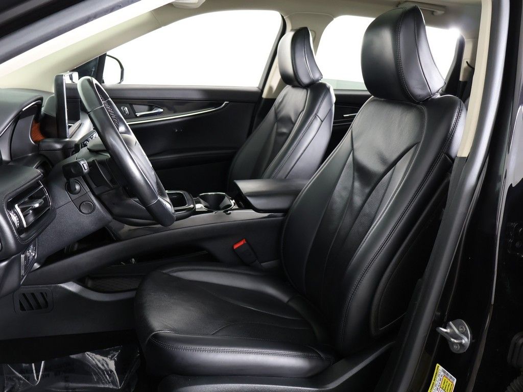 Used 2022 Black Lincoln Reserve image 35