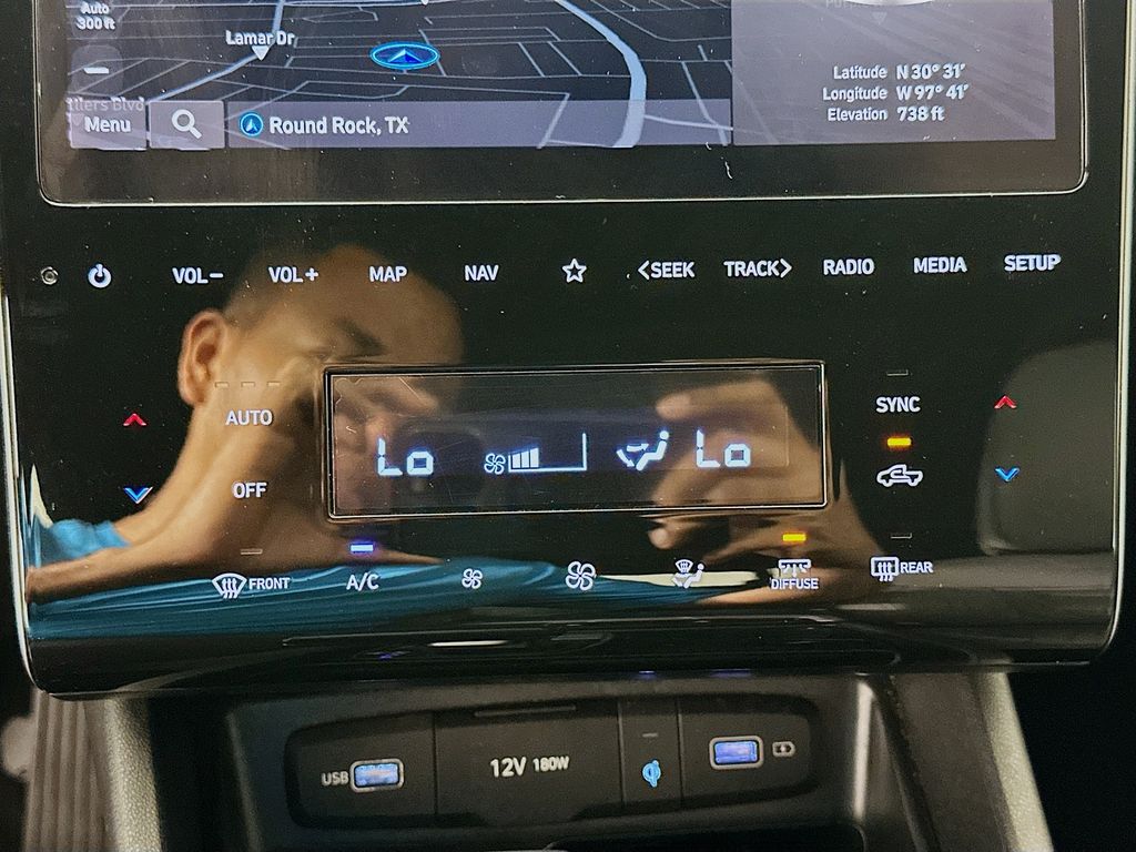 Thumbnail: 2023 Hyundai Santa Cruz - 16