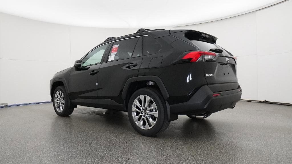 Thumbnail: 2025 Toyota RAV4 - 25