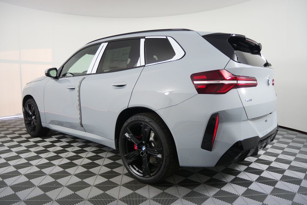 Thumbnail: 2025 BMW X3 - 4