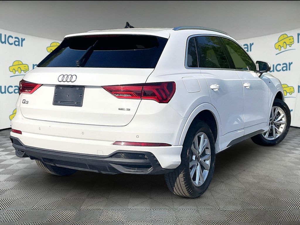 2025 Audi Q3 — photo 3