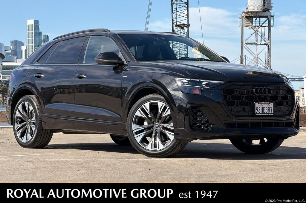 2025 Audi Q8 quattro Prestige 55 TFSI