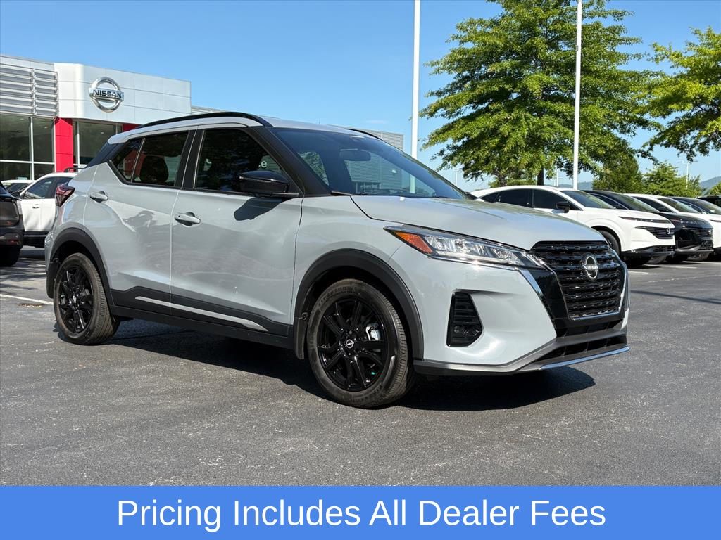 2024 Nissan Kicks SR FWD