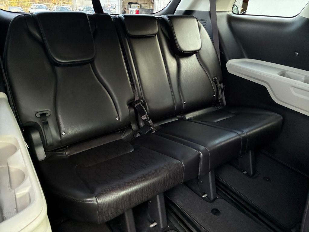 Used Car 2024 Kia Carnival  Lx For Sale Under $30,000 In Austin, Texas