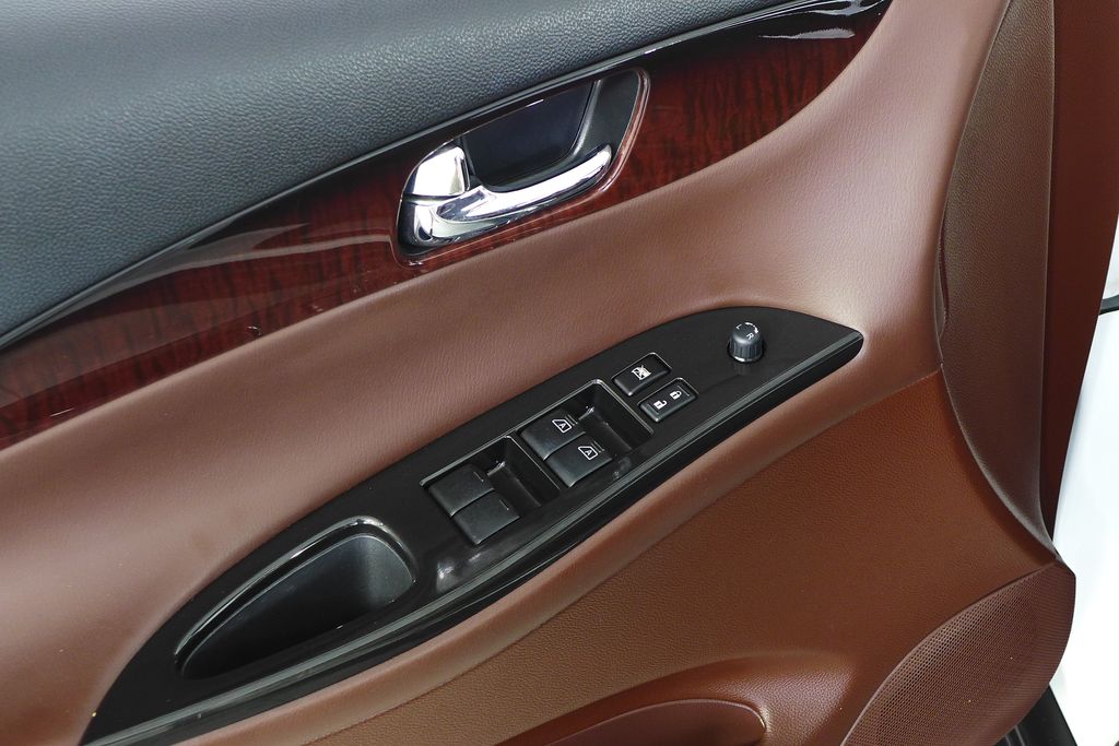 Thumbnail: 2015 INFINITI QX50 - 12