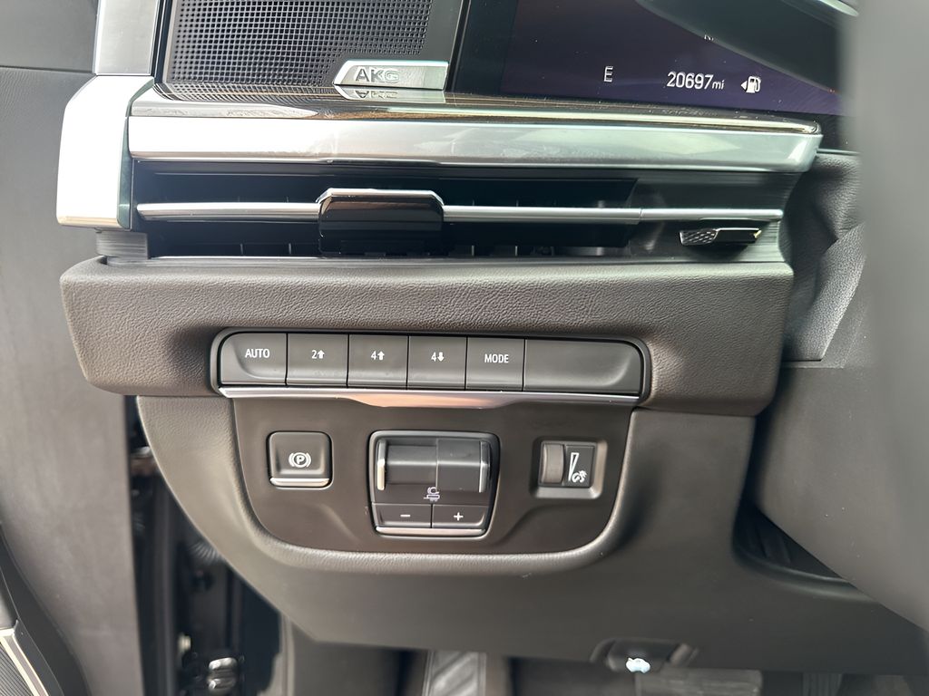 Used Car 2025 Cadillac Escalade  Premium Luxury For Sale Under $100,000 In Austin, Texas