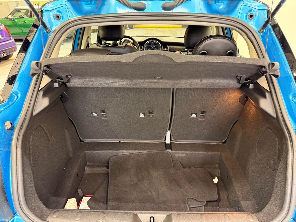 2017 MINI Cooper Base 24