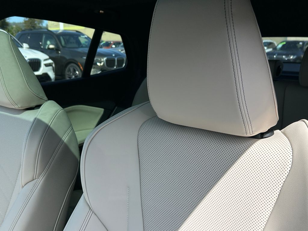 2025 BMW X2 M35i 14