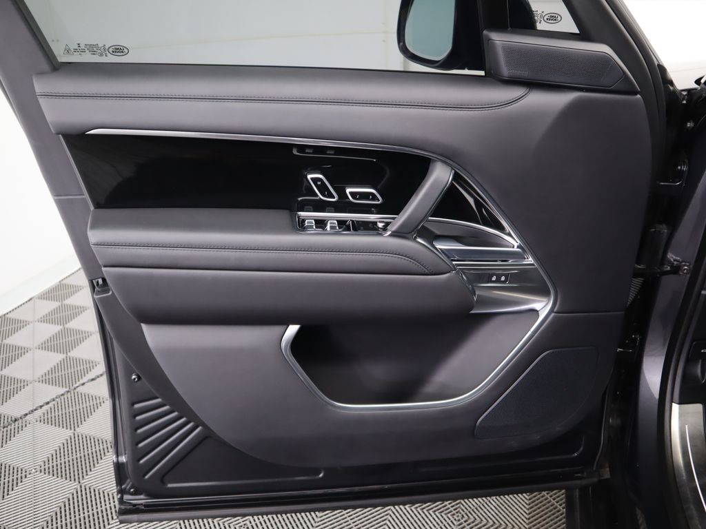 Thumbnail: 2023 Land Rover Range Rover - 25