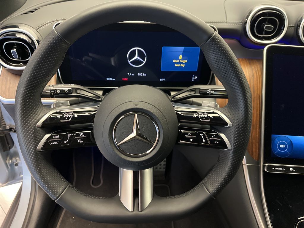 Thumbnail: 2025 Mercedes-Benz GLC - 14