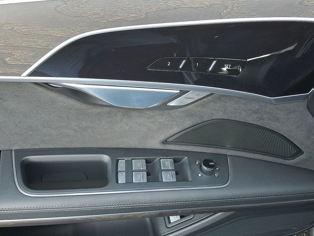 Thumbnail: 2023 Audi A8 - 12